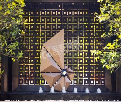 私家庭院擺件抽象風(fēng)車(chē)不銹鋼雕塑定制