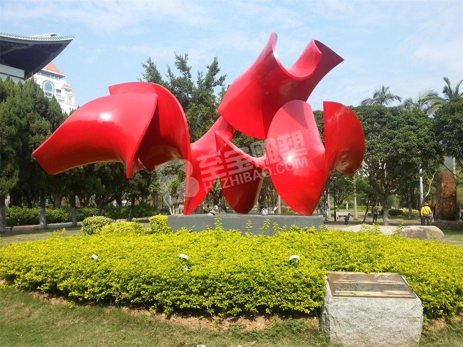 園林雕塑在校園的設(shè)計(jì)理念說(shuō)明